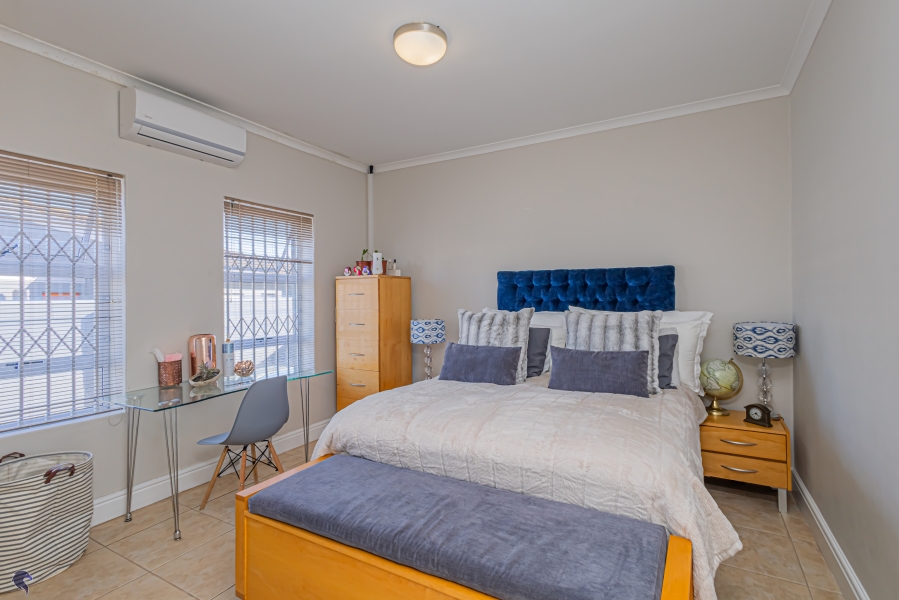 3 Bedroom Property for Sale in Country Club Western Cape